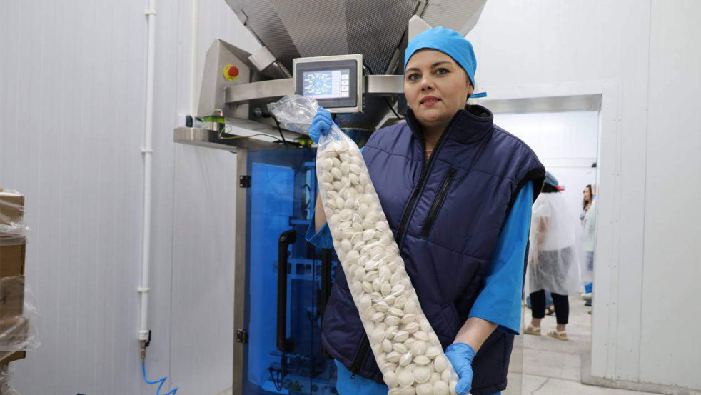 ЗАО «Агрокомбинат «Заря» повышает планку: 1,5 тонны готового продукта из собственного сырья за смену