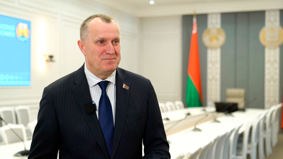 Миллион тонн молока к концу пятилетки: Председатель Могилёвского облисполкома Анатолий Исаченко о стратегии развития агропрома Могилевской области