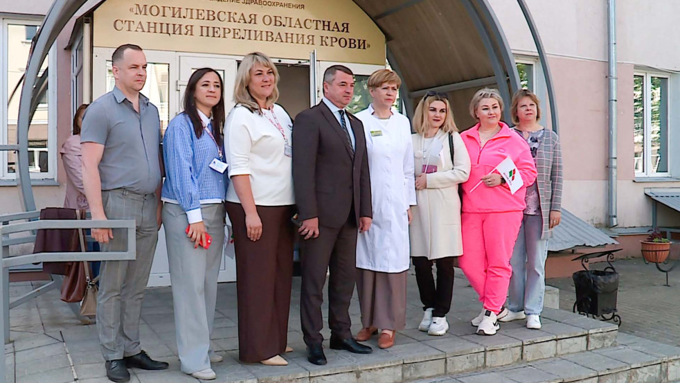 В рамках Международного дня донора прошла акция «Белая Русь — родная кровь!»